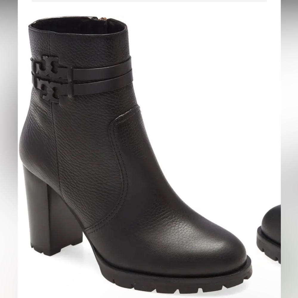 NEVER WORN Tory Burch Leigh Lug Sole Bootie